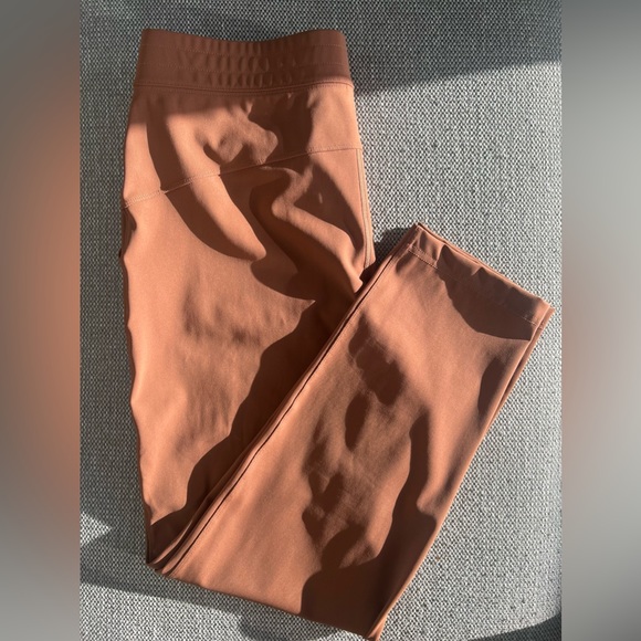 Aritzia Babaton Weekender Pant - Picture 2 of 5